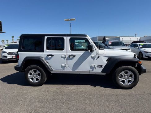 Used 2022 Jeep Wrangler Unlimited Sport AWD/4WD image 7