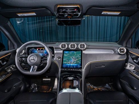 New 2026 Mercedes-Benz GLC 300 4MATIC image 13