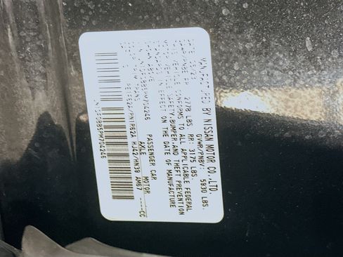 Used 2023 Nissan Ariya AWD image 12