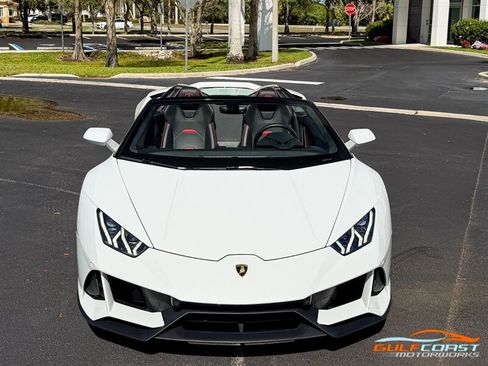 Used 2020 Lamborghini Huracan EVO AWD/4WD image 6