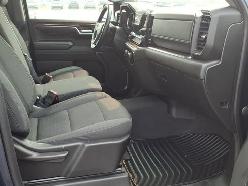 Used 2023 Chevrolet Silverado 1500 LT AWD/4WD image 18
