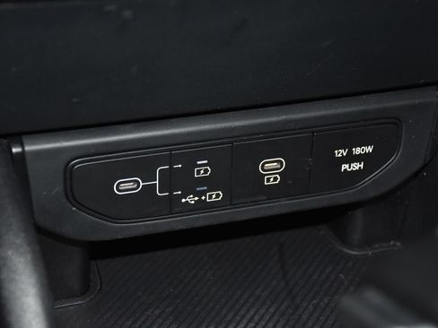 Used 2025 Kia K4 FWD image 23