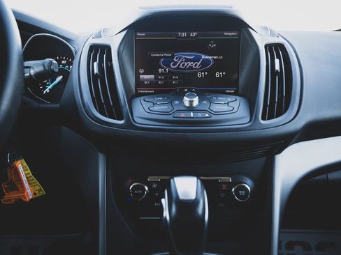 Used 2014 Ford Escape SE w/ Equipment Group 201A image 5