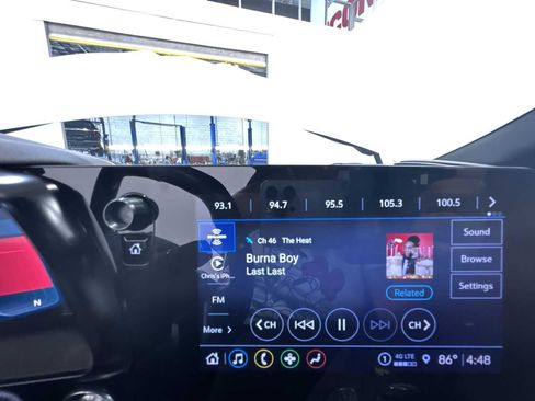 Used 2023 Chevrolet Corvette Stingray Convertible w/ Z51 Performance Package image 24