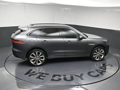 Used 2017 Jaguar F-PACE R-Sport AWD/4WD image 34