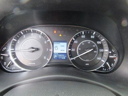 Used 2019 Nissan Armada Platinum w/ Captain's Chairs Package image 35