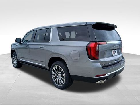 New 2026 GMC Yukon XL Denali w/ Sun & Power Step Package AWD/4WD image 3
