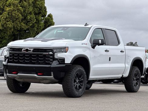 New 2026 Chevrolet Silverado 1500 ZR2 AWD/4WD image 9