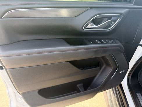 Used 2021 Chevrolet Tahoe RST w/ Luxury Package image 11