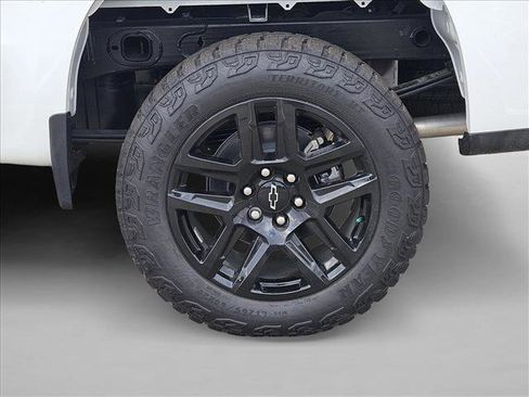 New 2026 Chevrolet Silverado 1500 Custom Trail Boss AWD/4WD image 10
