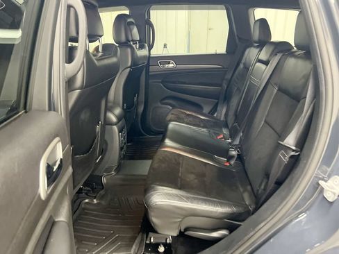 Used 2018 Jeep Grand Cherokee Altitude AWD/4WD image 22