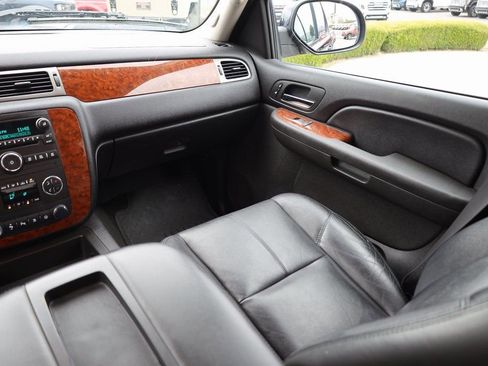 Used 2007 Chevrolet Silverado 1500 LTZ w/ Max Trailering Pack image 20