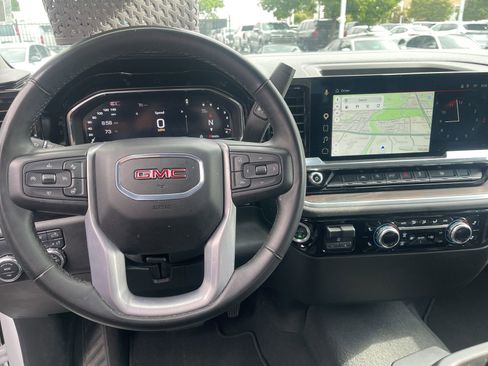 Used 2025 GMC Sierra 1500 SLT RWD image 7