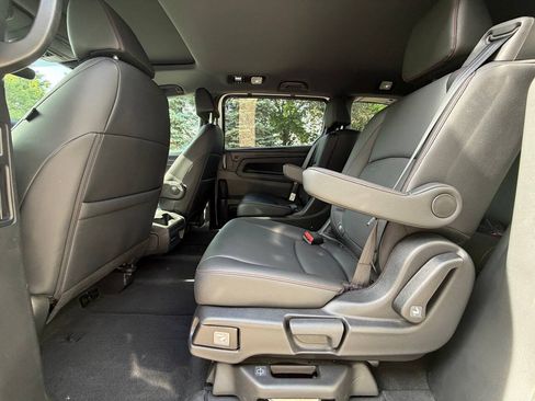 Used 2025 Honda Odyssey Sport-L image 23