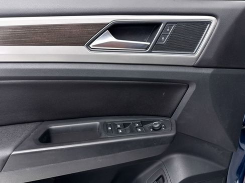 Used 2018 Volkswagen Atlas SEL image 28