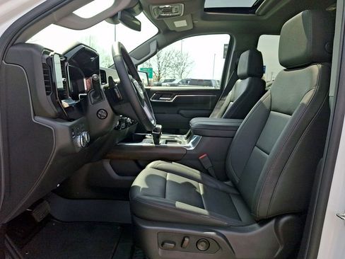 New 2026 GMC Sierra 1500 SLT w/ SLT Premium Plus Package image 9