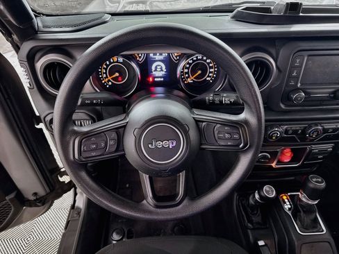 Used 2021 Jeep Wrangler Unlimited Sport AWD/4WD image 13