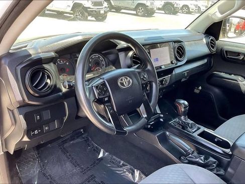 Used 2021 Toyota Tacoma SR RWD image 14