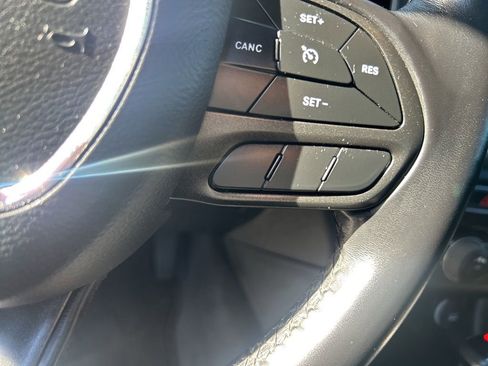 Used 2022 Dodge Charger SXT image 21