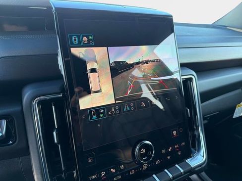 New 2026 GMC Yukon Denali image 24