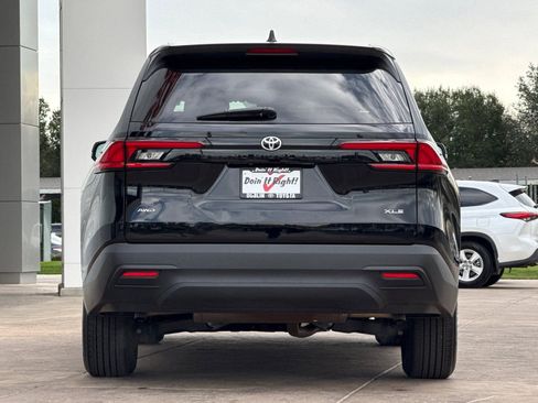 Certified 2025 Toyota Grand Highlander AWD image 6