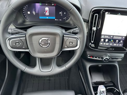 New 2026 Volvo XC40 B5 Plus w/ Protection Package Premier image 13