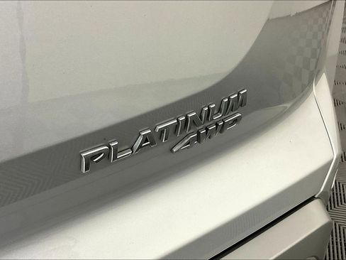 Used 2022 Nissan Pathfinder Platinum w/ Cargo Package AWD/4WD image 24