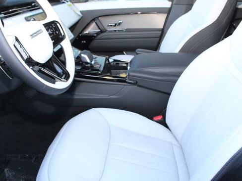 New 2026 Land Rover Range Rover Sport Dynamic SE image 13