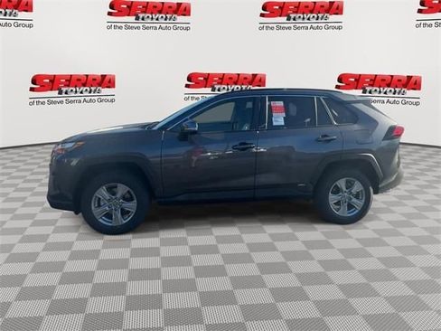 Used 2025 Toyota RAV4 XLE image 6