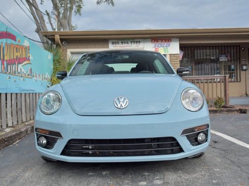 Used 2014 Volkswagen Beetle R-Line image 2