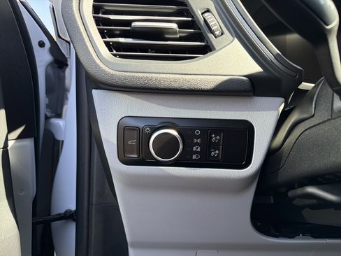 Used 2025 Ford Escape Active w/ Tech Pack #1 AWD/4WD image 15