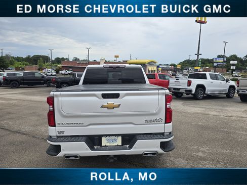 Used 2021 Chevrolet Silverado 1500 High Country w/ Technology Package AWD/4WD image 4