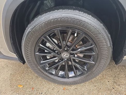 Used 2022 Lexus NX 250 FWD w/ Towing Package (2000 Lbs) image 9