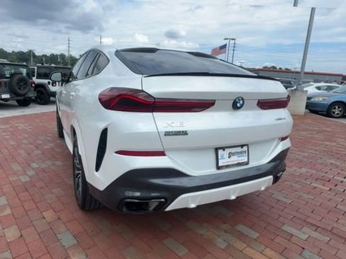 Used 2026 BMW X6 xDrive40i AWD/4WD image 9