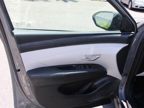 Used 2025 Hyundai Tucson SEL FWD image 10