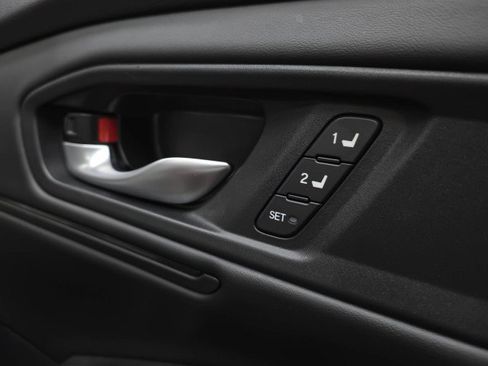 Used 2024 Honda Accord Sport image 32
