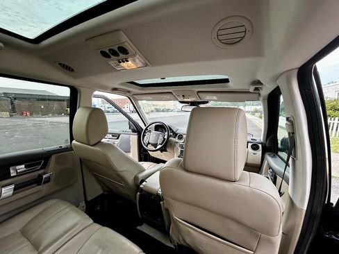 Used 2016 Land Rover LR4 HSE Silver Edition image 27