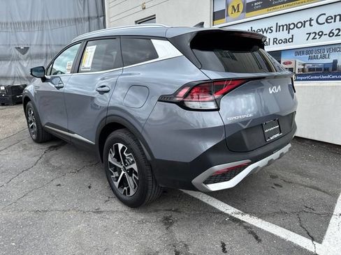 Certified 2023 Kia Sportage EX AWD/4WD image 3