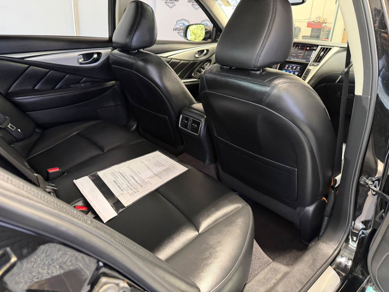 Used 2019 INFINITI Q50 Luxe w/ Essential Package (3.0T Luxe) AWD/4WD image 22