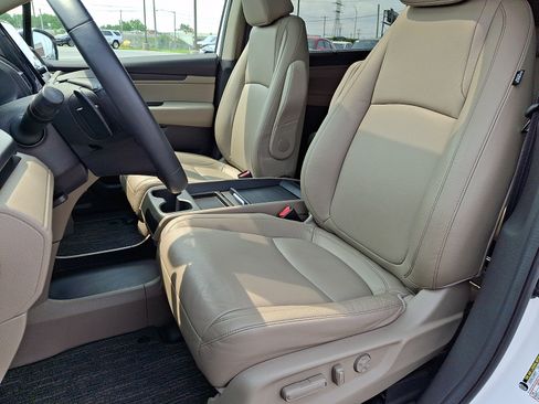Certified 2023 Honda Odyssey EX-L image 15