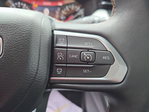 Used 2022 Jeep Compass Limited image 18