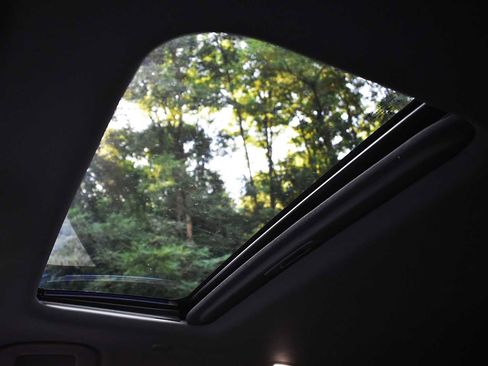 Used 2025 INFINITI QX55 Sensory image 10