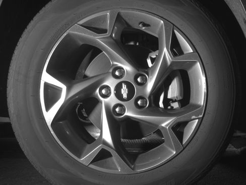 Used 2025 Chevrolet Trax LT w/ LT Convenience Package image 13