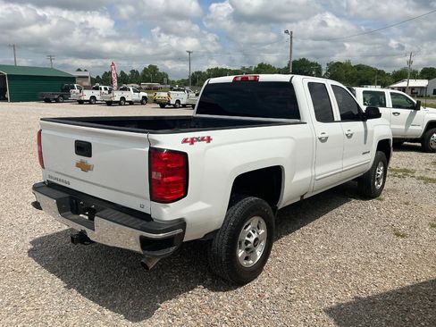 Used 2017 Chevrolet Silverado 2500 LT AWD/4WD image 4