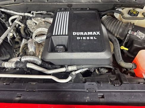 Used 2021 GMC Sierra 1500 AT4 AWD/4WD image 9