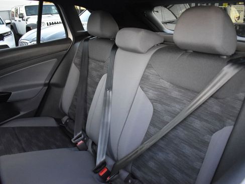 Used 2022 Volkswagen ID.4 Pro image 27