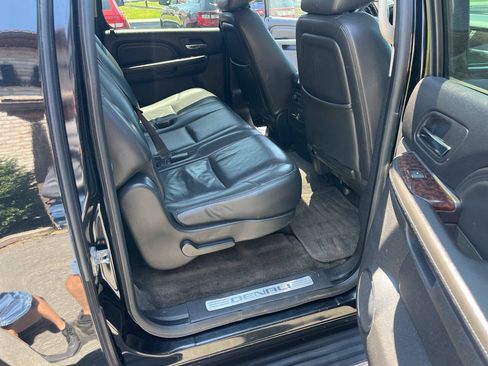 Used 2012 GMC Yukon XL Denali AWD/4WD image 34