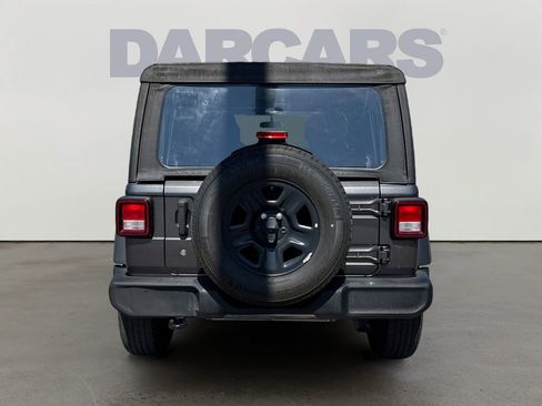 Used 2022 Jeep Wrangler Unlimited Sport image 6