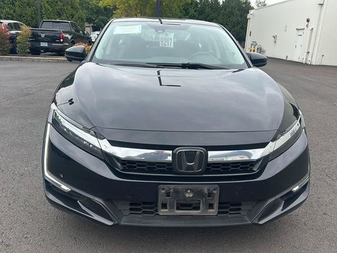 Used 2018 Honda Clarity Plug-In Hybrid image 5