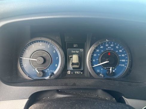 Used 2017 Toyota Sienna XLE Premium image 15
